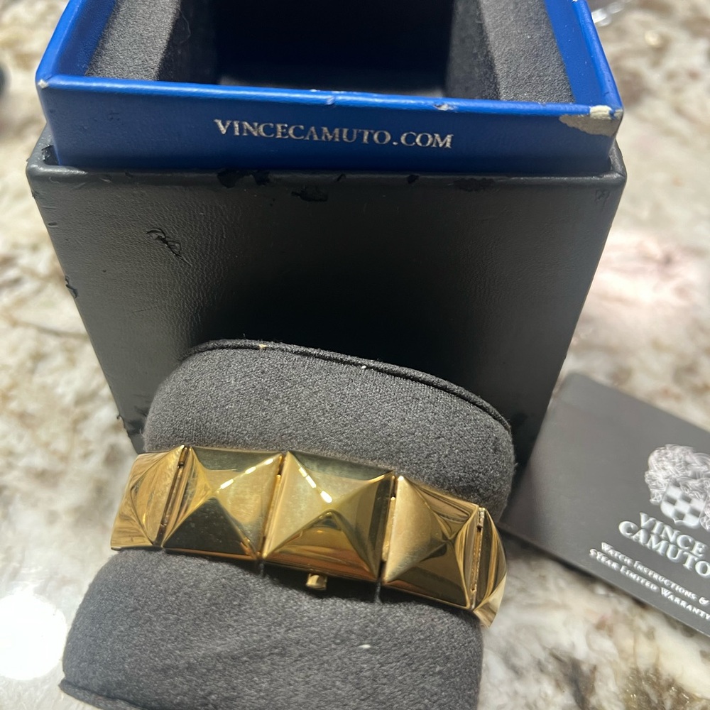 Vince Camuto Women's Gold Geometric Watch - Picture 3 of 5